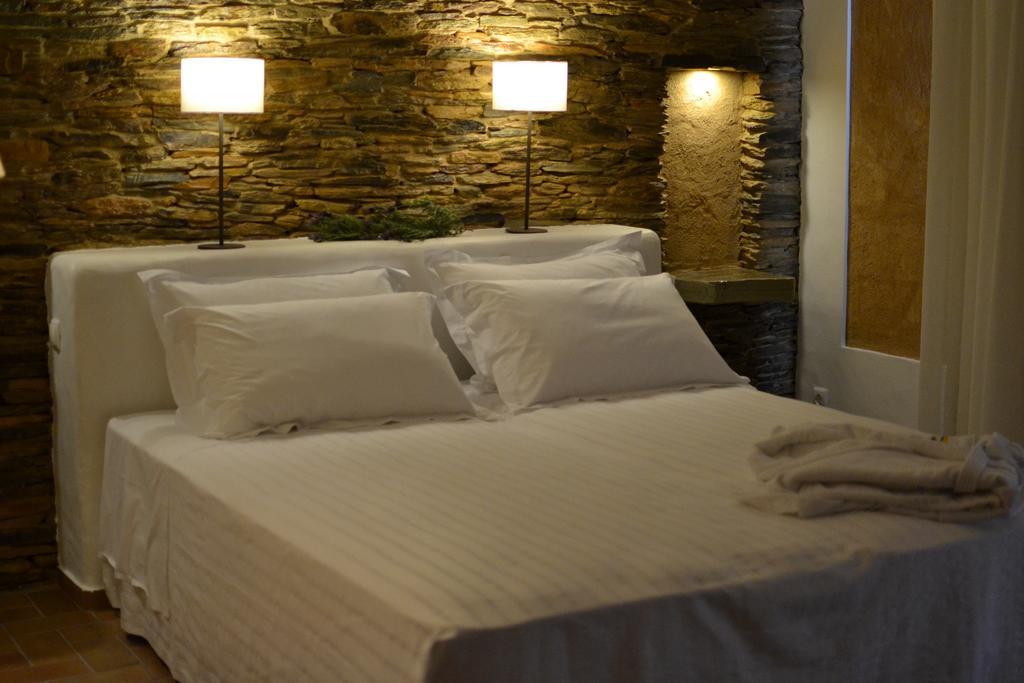 Herdade Do Amarelo Nature & Spa Віла-Нова-де-Мілфонтеш Номер фото